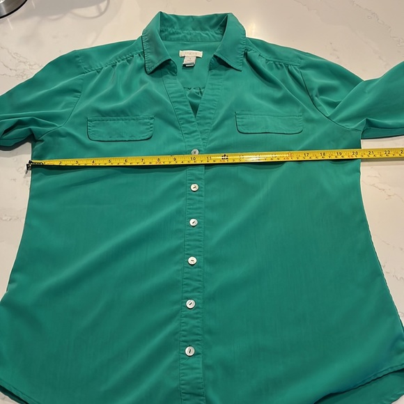Chico's LS Green Button Up V-neck Blouse - Picture 4 of 9